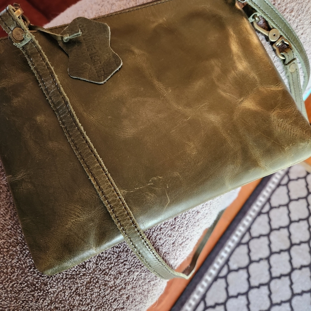 Odi Lynch London Olive Crossbody Wristlet